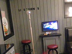 -范特西FANTASY量贩式KTV(民主广场店)