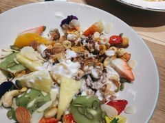 优格坚果莓莓谷物碗-乔泰勒JOETYLER西餐厅(曲江店)