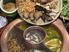 -滇釜火锅·能喝汤的火锅(车公庄店)