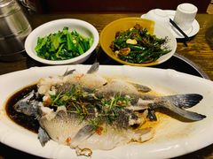 -醉美东江·三文鱼·烧鸡公