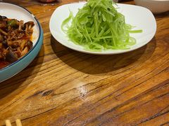 -苹果树下艺术餐厅(宋庄店)