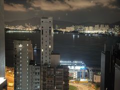-香港华美达海景酒店