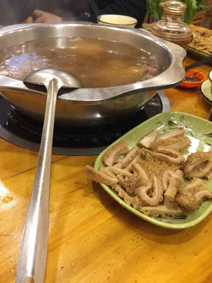 温州黄牛馆-"量比较小的 一个女生一份基本刚刚饱 男的.