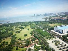 -黄金海景大酒店-旋转餐厅
