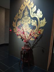 -威思丽高温瑜伽会馆