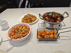 -峨嵋小镇·川菜(勒泰中心店)