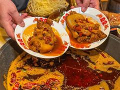 -萍姐火锅·公路夜市(武汉首店)