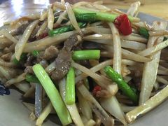 荷香牛肉丝-味老大土碗菜(中山三路店)