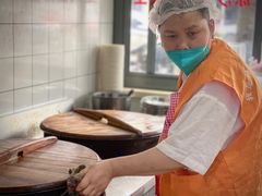 -黄阿姨锅贴大王(万航渡路店)