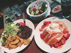 -Pancakes on the rocks(Darling Harbour)