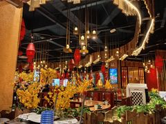 -老滇山寨•云南特色菜•地方菜•民族风情歌舞表演(金碧店)