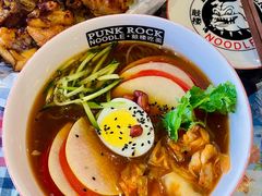 -鼓楼吃面·肉啃肉(南锣鼓巷店)