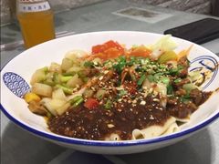 -大嘻咹biangbiang面(历史博物馆店)