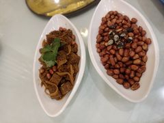 -鑫皇朝酒店(建设一路店)