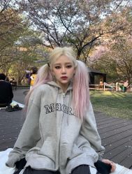 -AYO SALON