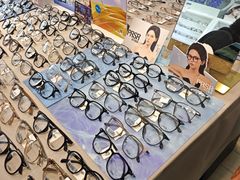 -天空之镜眼镜店蔡司依视路授权店(天通苑店)