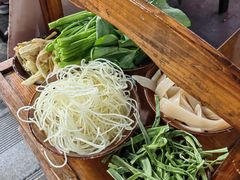 -正南齊北重庆老火锅(光华村直营店)