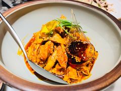 敲糖棒棒鸡-辛香汇·现炒川菜(淮海路百盛店)