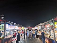 -大学城夜市大排档(凤栖路店)
