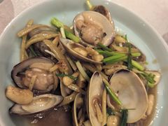-蚝美人·生蚝海鲜烧烤(茶花园店)