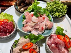 -得意咚瓜·顺德鱼生·冬瓜火锅(深圳首店)