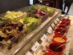 -筠咖啡西餐厅(上海国展宝龙丽筠酒店)