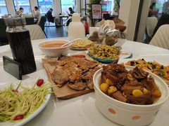 -何适山庄 ·可团建(水长城P2停车场店)