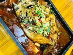 -老东镇啤酒屋海鲜加工·蒸汽海鲜·海鲜烧烤(台东店)