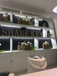 -依萱绮医疗美容