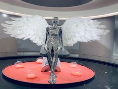 -涨巢·潮玩水疗局