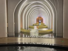 -涨巢·潮玩水疗局