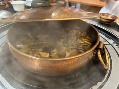 -阿山卓·野生菌火锅·纳西火塘烤肉