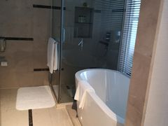 -青岛海尔洲际酒店