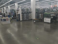 -迪卡侬(金龙湖店)