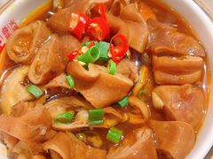 -喜悦小串丹东小黄牛海鲜烧烤大排档(民主广场店)
