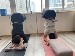 -亚太瑜伽普拉提学院