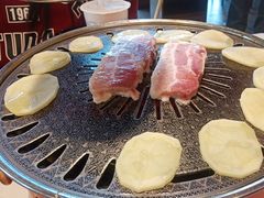 -山焱·炭火自助烤肉(周浦万达店)