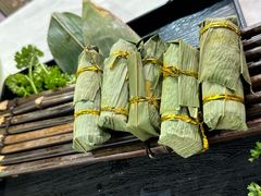 -刘姐啤酒鱼民族演艺餐厅(西街总店)