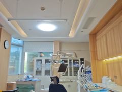 -上海仁爱医院口腔科 · 种植
