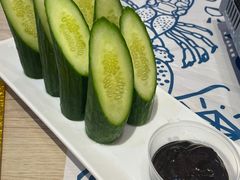 蘸酱小黄瓜-松哥油焖大虾.小龙虾.黑鸭煲(海岸城店)