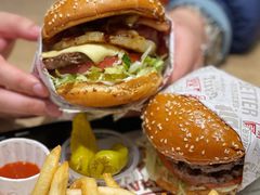 -The Habit Burger Grill 哈比特汉堡(爱琴海店)