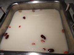 -尚尚仙·酸汤猪手·猪肚鸡火锅(华联万柳购物中心店)