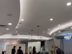 -八佰伴8008星级形象店
