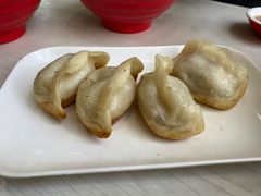 -珊珊小笼馆(仙霞路店)