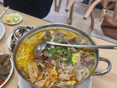 -闫家驴肉老店(华电一校店)