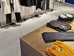 -URBAN REVIVO(荟聚中心店)
