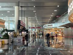 -中免(澳门机场免税店)