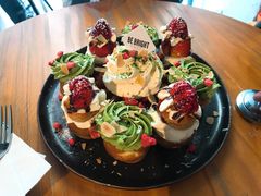 草莓忌廉华夫饼-BE BRIGHT KITCHEN(正佳广场店)