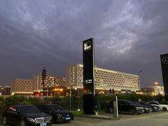 -浙江星杭奔驰4S店(海创园店)