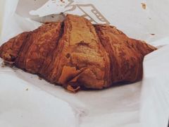 黑松露巧克力可颂-喜茶(东莞雍华庭店)